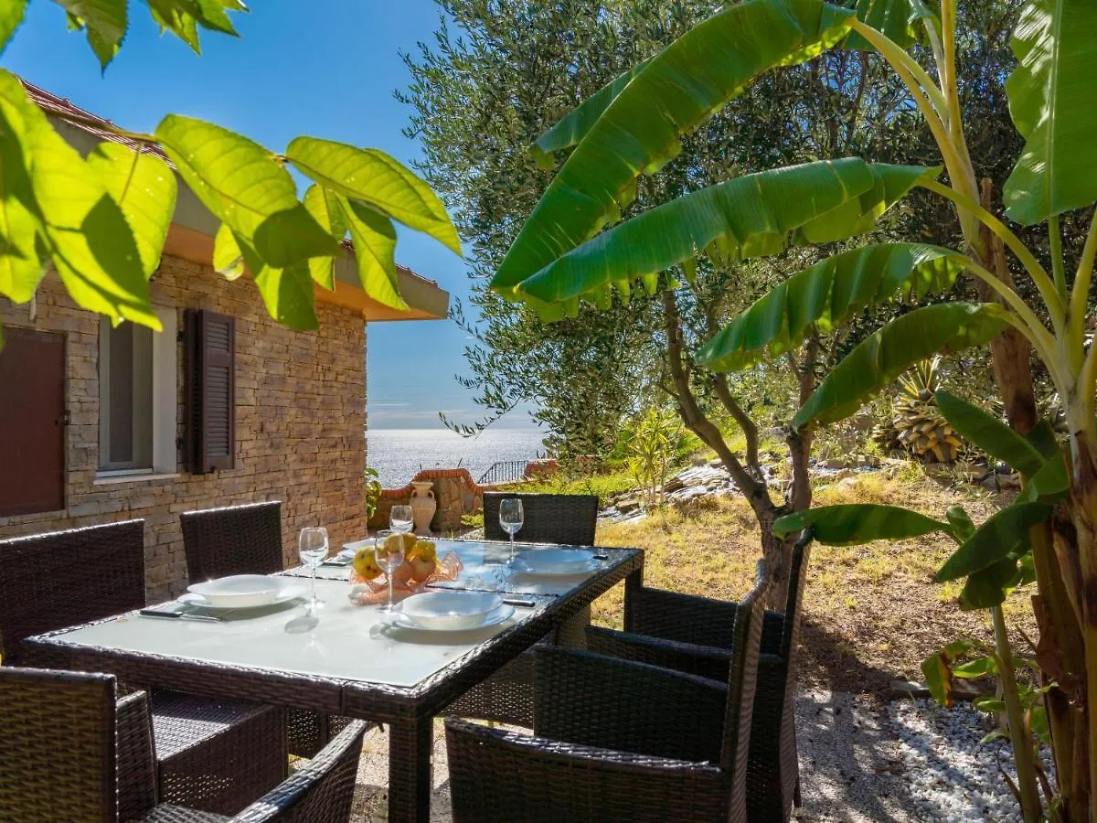 Apartment Angolo Di Sole By Interhome Poggio  Italy