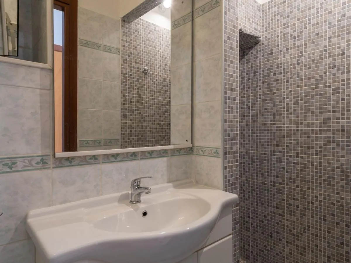 Apartment Angolo Di Sole By Interhome Poggio  Italy
