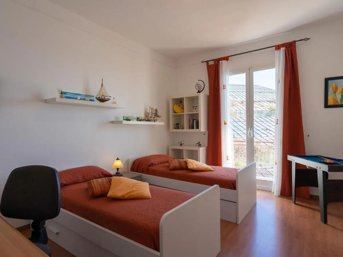Apartment Angolo Di Sole By Interhome Poggio