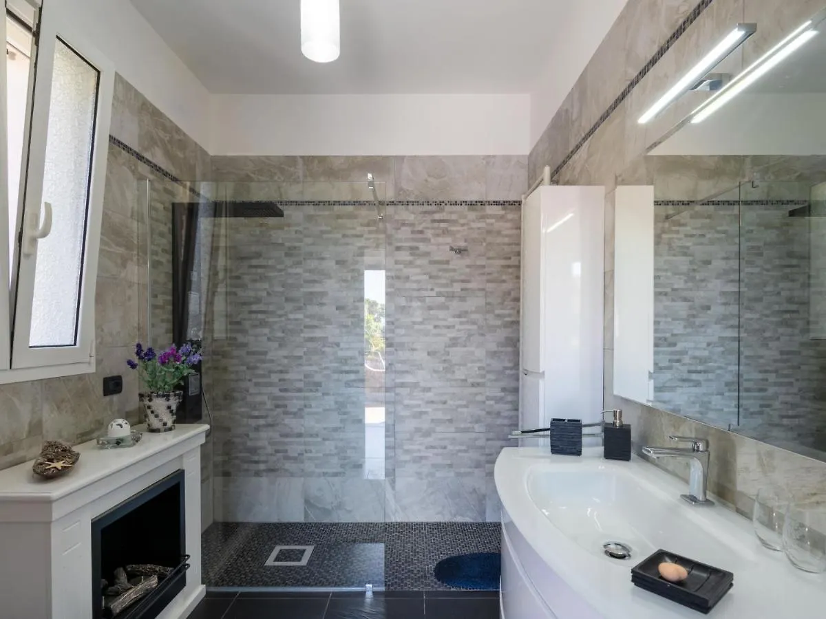 Apartment Angolo Di Sole By Interhome Poggio  Poggio (Imperia)