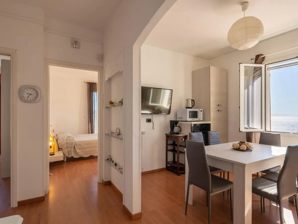 Apartment Angolo Di Sole By Interhome Poggio  Italy
